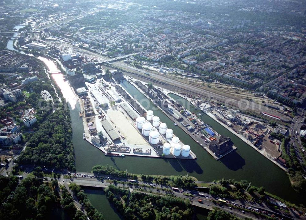 Aerial photograph Berlin - Westhafen der BEHALA in Berlin