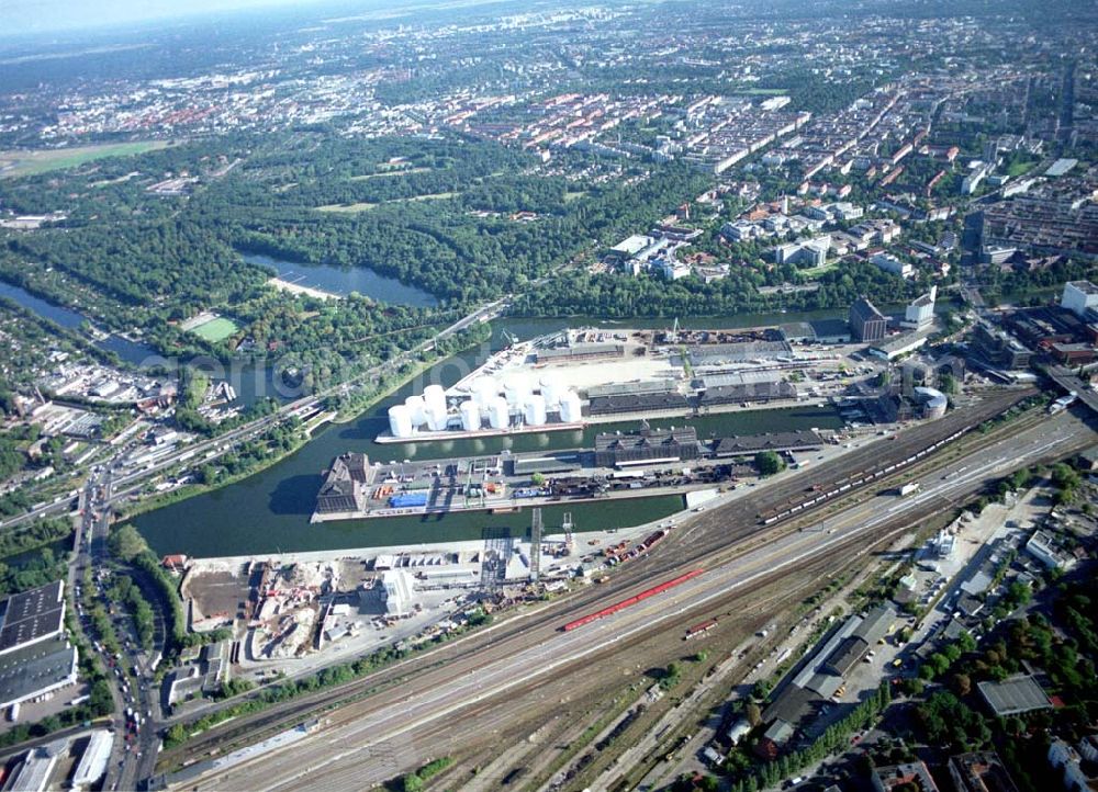 Berlin from above - Westhafen der BEHALA in Berlin