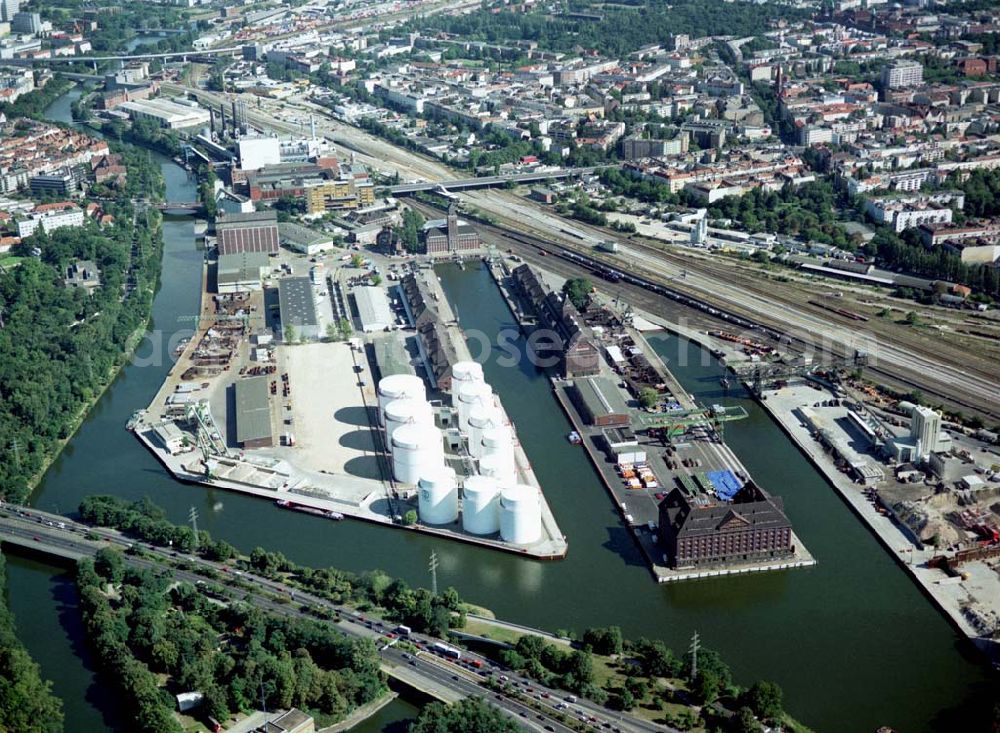 Berlin from above - Westhafen der BEHALA in Berlin