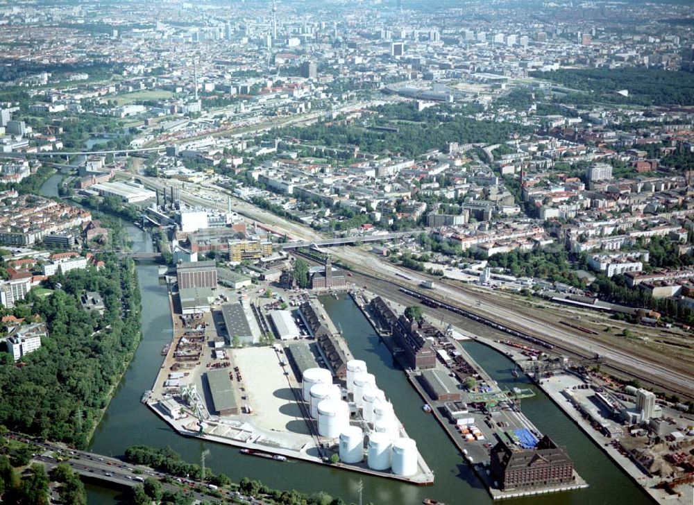 Berlin from above - Westhafen der BEHALA in Berlin