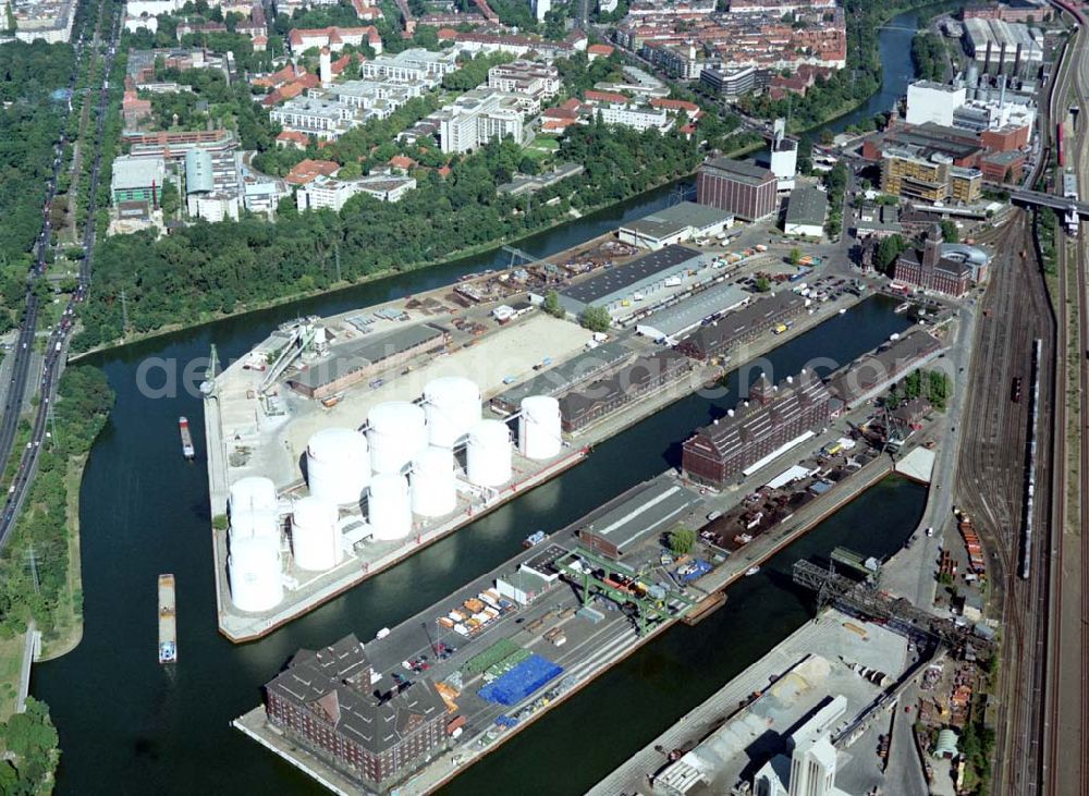 Aerial photograph Berlin - Westhafen der BEHALA in Berlin