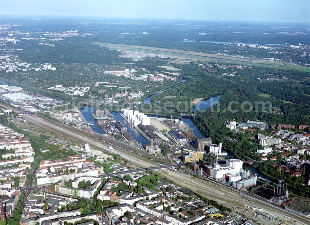 Berlin from the bird's eye view: Westhafen der BEHALA in Berlin