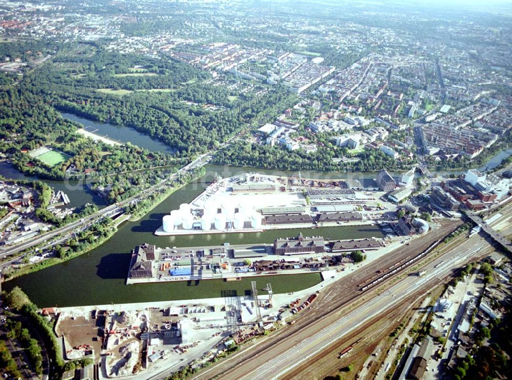 Aerial photograph Berlin - Westhafen der BEHALA in Berlin