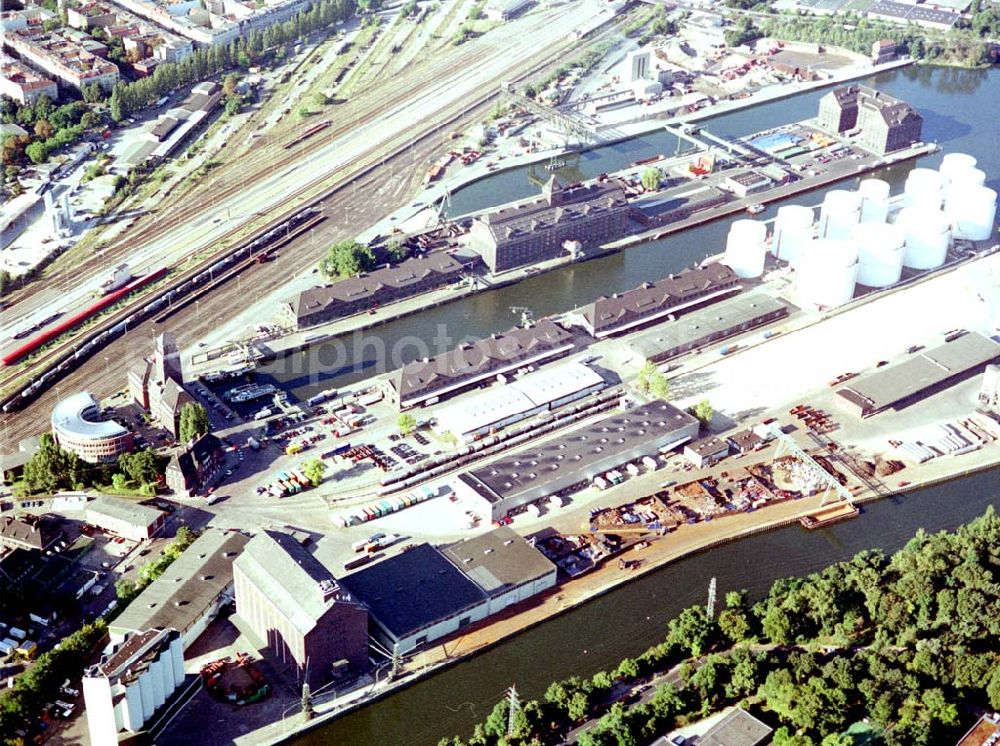 Berlin from the bird's eye view: Westhafen der BEHALA in Berlin