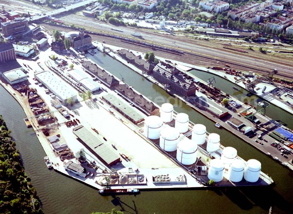 Berlin from the bird's eye view: Westhafen der BEHALA in Berlin