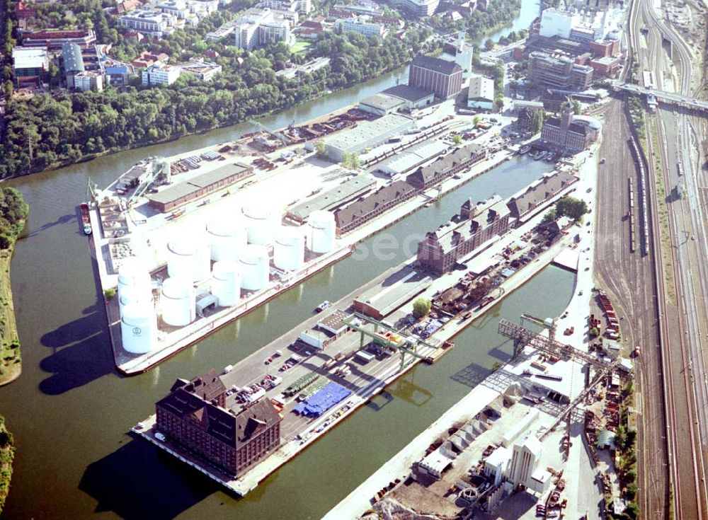 Berlin from above - Westhafen der BEHALA in Berlin