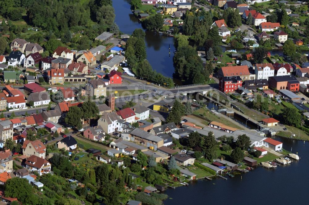 Fürstenberg/Havel from above - Western Town centre of Fuerstenberg/Havel in the state of Brandenburg. The river Havel connects the lakes Roeblinsee and Baalensee