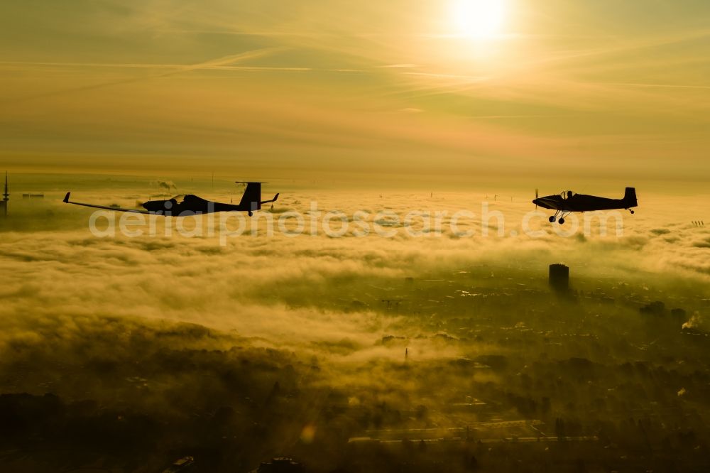 Hamburg from the bird's eye view: Weather with layered fog cover in Hamburg, Germany