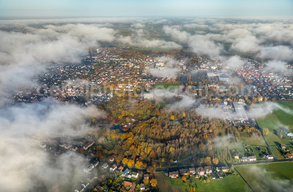 Hamm from the bird's eye view: Weather conditions with cloud formation over the city center in Hamm in the state North Rhine-Westphalia, Germany