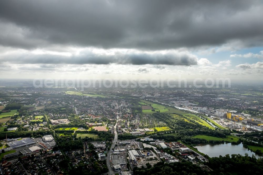 Hamm from the bird's eye view: Weather conditions with cloud formation in Hamm in the state North Rhine-Westphalia, Germany