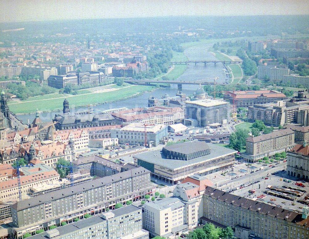 Aerial photograph Dresden / Sachs. - Wiederaufbau der Dresdner Frauenkirche in der Altstadt von Dresden.