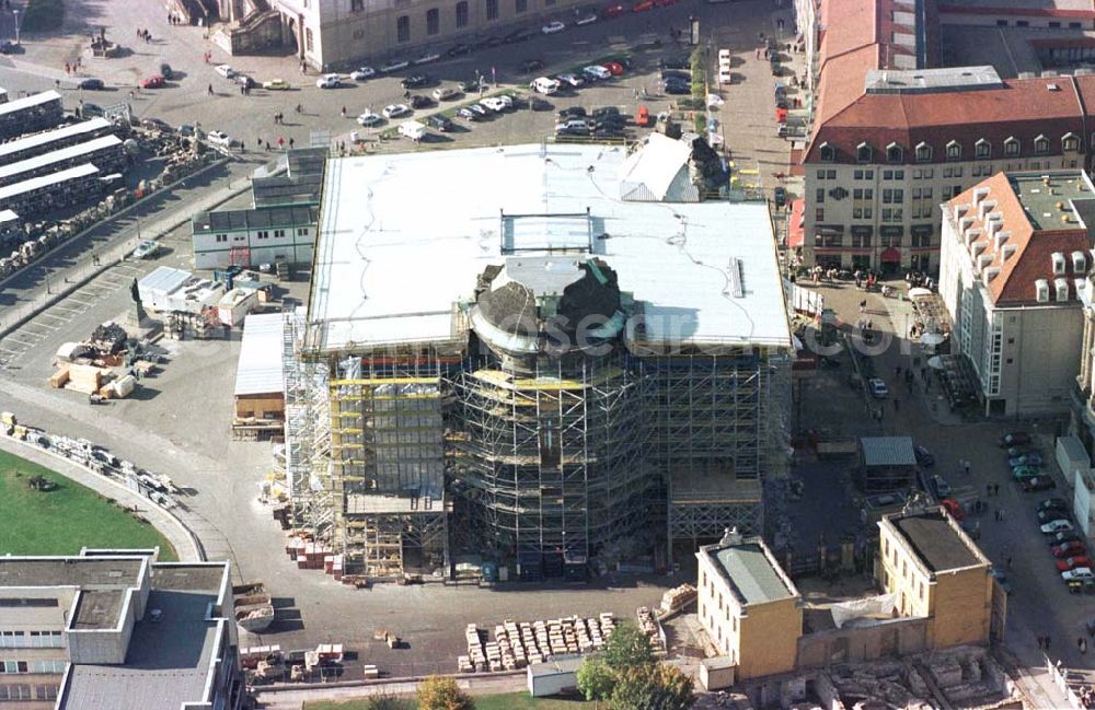 Aerial photograph Dresden - Wiederaufbau der Frauenkirche in der Dresdner Altstadt