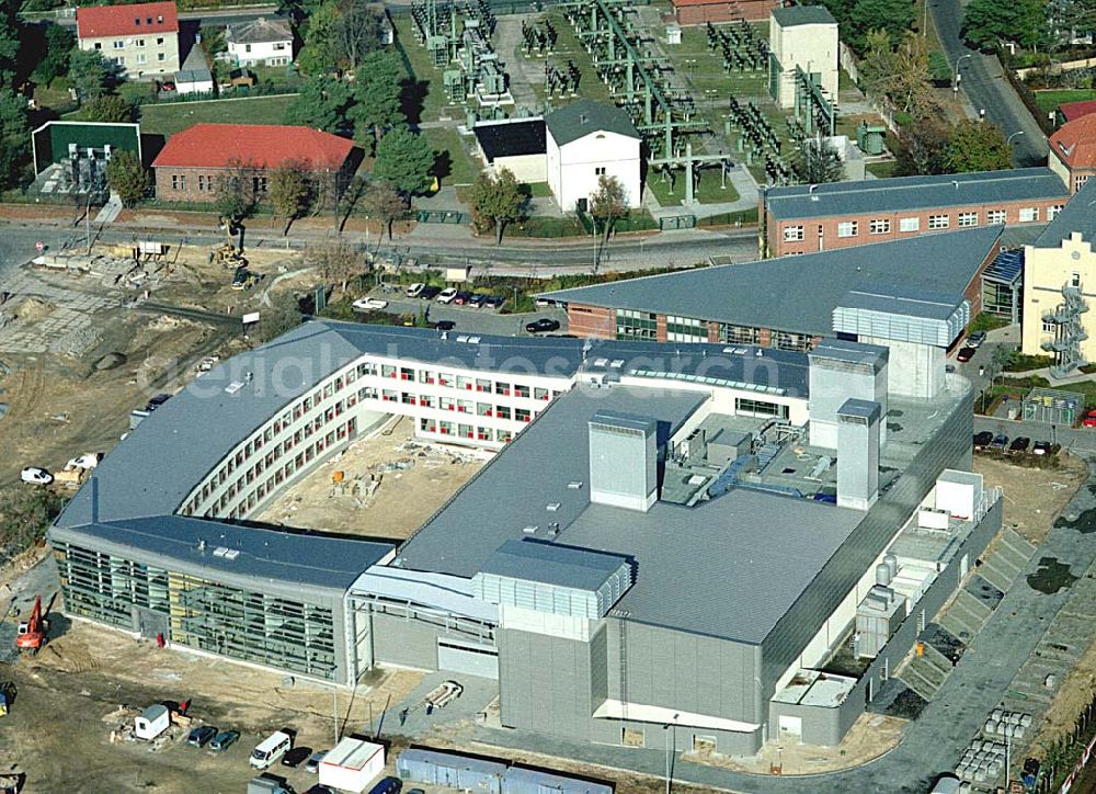  Wildau / Brandenburg from the bird's eye view: 27.10.2003 Wildau, Technologiezentrum für Luft-und Raumfahrttechnik, Wildau südlicher Berliner Ring an der A10 Architekten: Gewers Kühn und Kühn Gesellschaft von Architekten mbH Carnotstraße 7, 10587 Berlin, Tel: 030 - 28 30 82 0,Fax: 030 - 28 30 82 53 Email: info@gewers-kuehn-kuehn.de