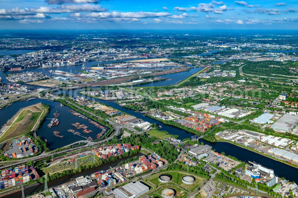 Hamburg from the bird's eye view: Wilhelmsburg industry and residential area Reiherstieg in Hamburg, Germany