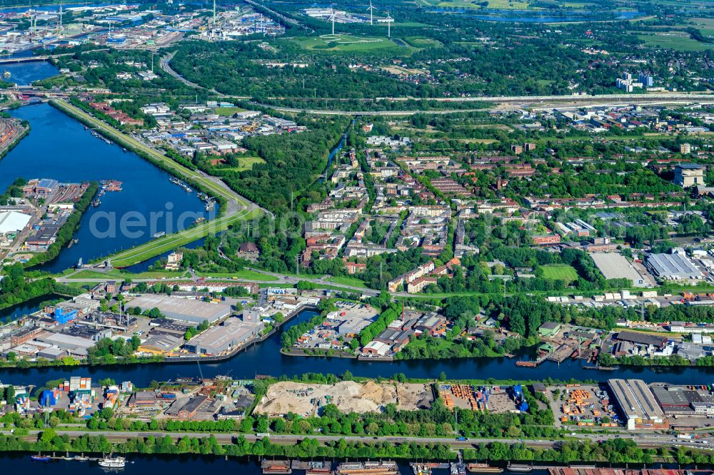 Aerial image Hamburg - Wilhelmsburg industry and residential area Reiherstieg in Hamburg, Germany