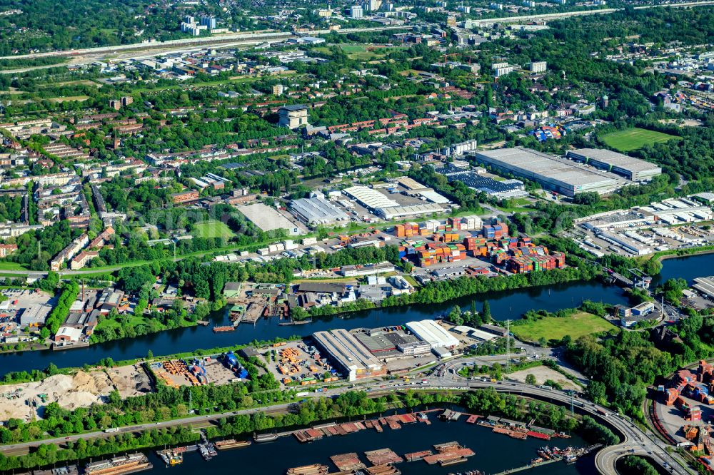 Aerial photograph Hamburg - Wilhelmsburg industry and residential area Reiherstieg in Hamburg, Germany