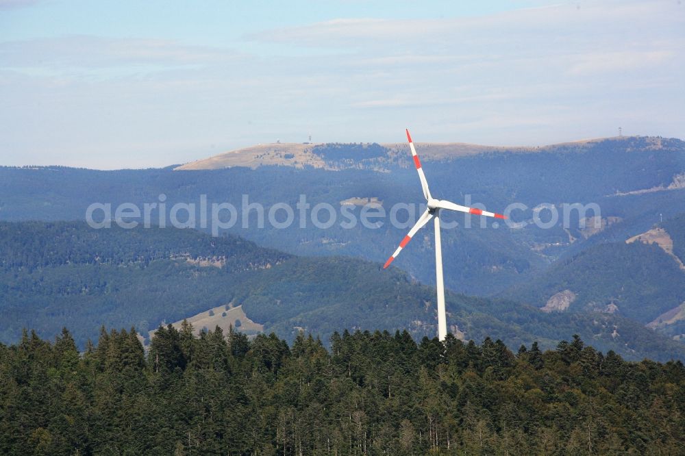 Aerial photograph Fröhnd - Wind turbine generators (WTG ) - wind turbine in the Black Forest in Froehnd in the state of Baden-Wuerttemberg. View to Feldberg, the highest mountain in the Black Forest