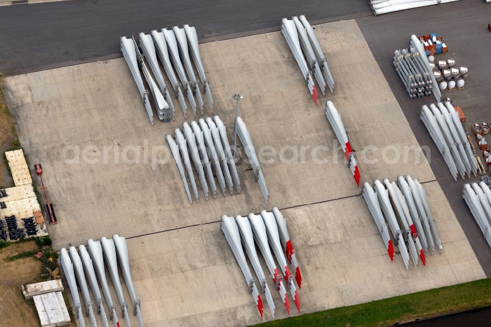 Aerial photograph Emden - Factory site for the production of assemblies and modules for wind turbines and wind turbine segments in Emden in the state Lower Saxony, Germany