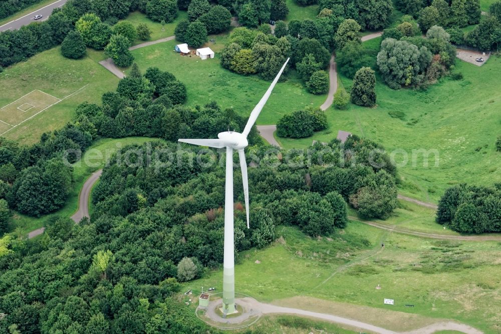 Aerial photograph München - Wind turbine windmills on a field in the district Freimann in Munich in the state Bavaria, Germany