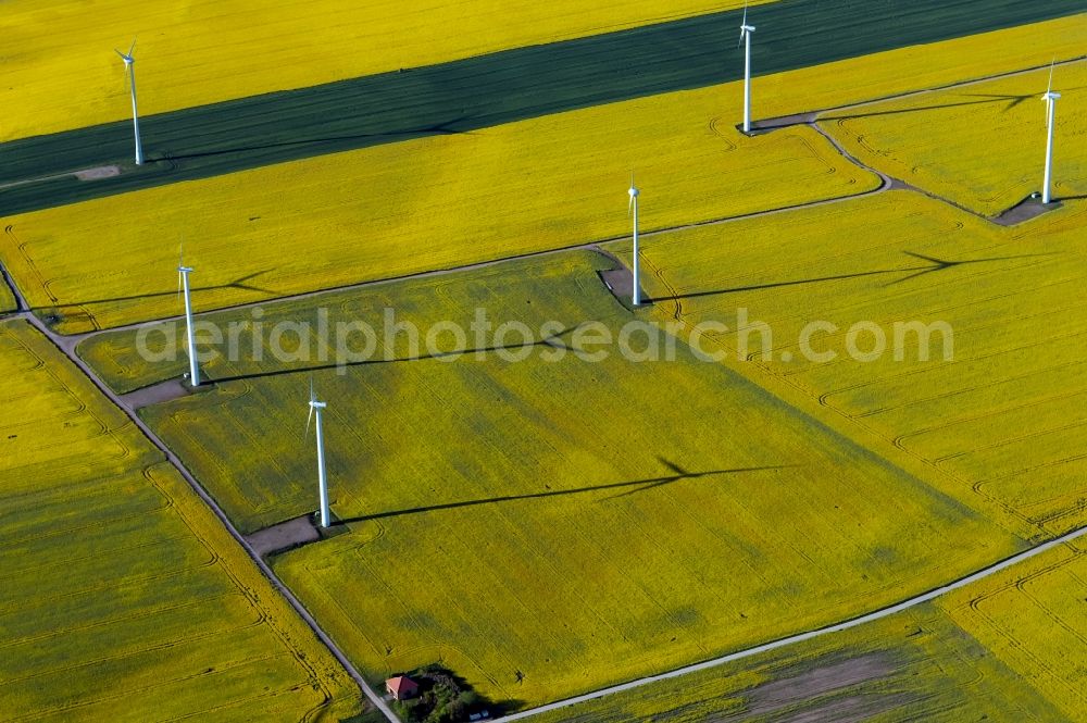 Aerial image Kerspleben - Wind turbine windmills on a field in Kerspleben in the state Thuringia, Germany