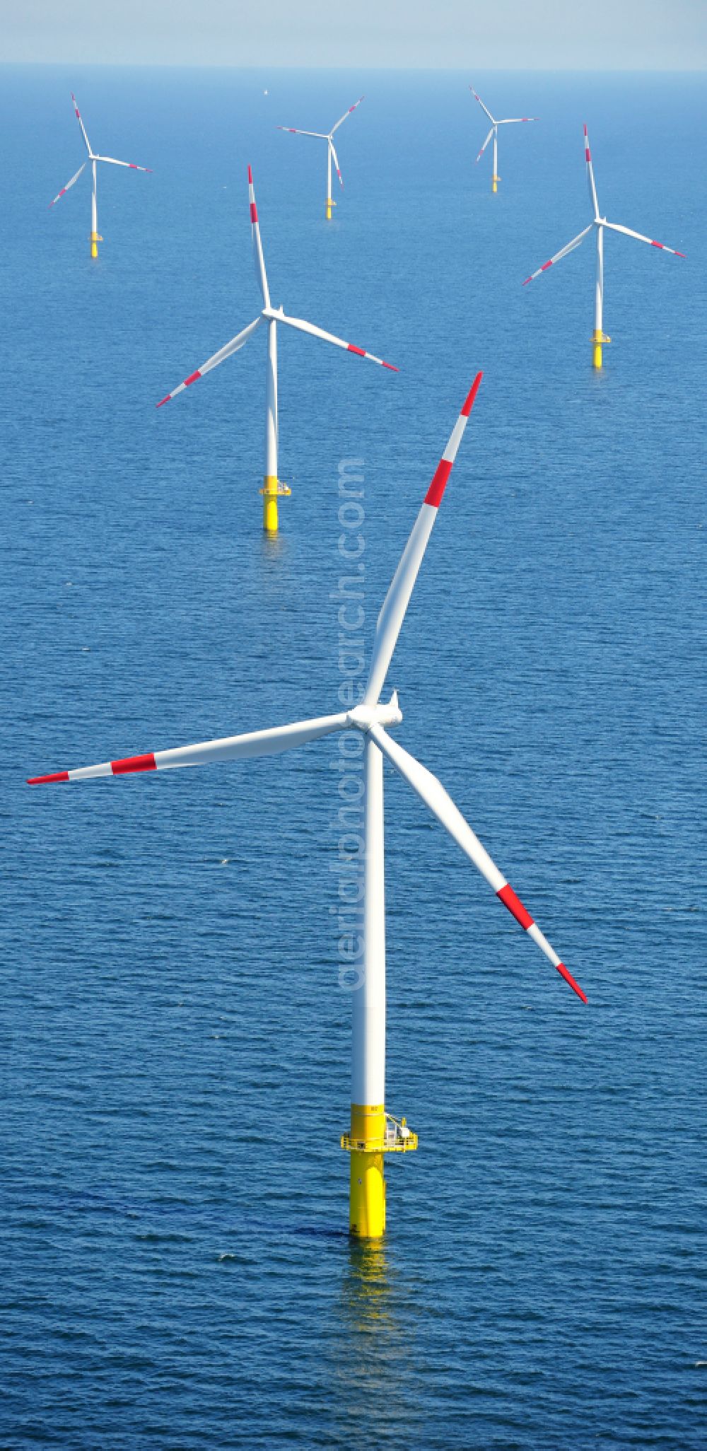 Aerial photograph Zingst - Wind turbines of the offshore wind farm EnBW Baltic 1 on the water surface of Baltic Sea in Zingst in the state Mecklenburg - Western Pomerania, Germany