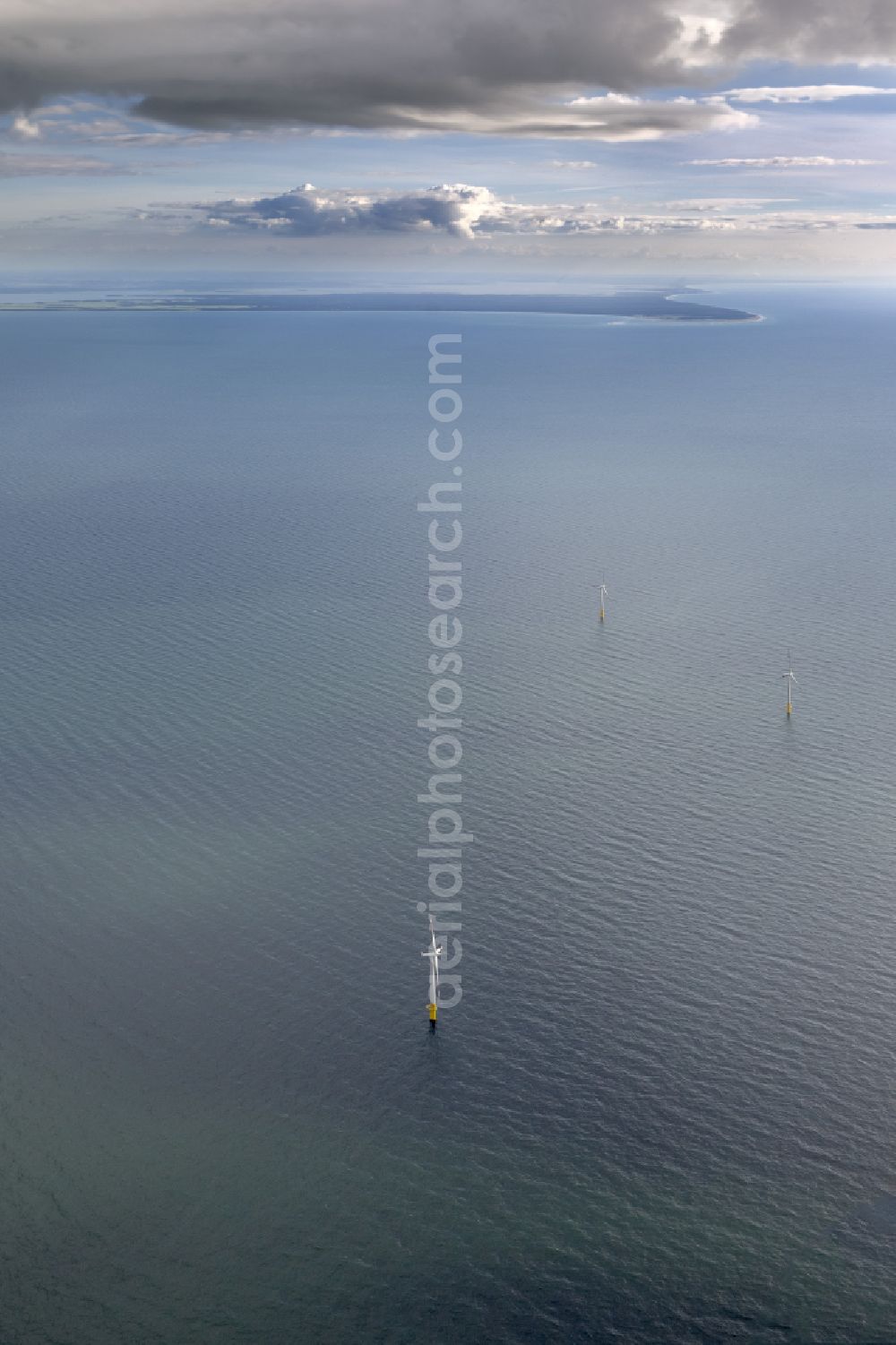 Aerial photograph Zingst - Wind turbines of the offshore wind farm EnBW Baltic 1 on the water surface of Baltic Sea in Zingst auf der Ostsee in the state Mecklenburg - Western Pomerania, Germany