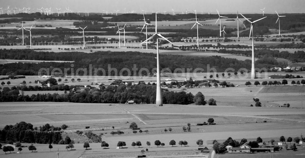 Aerial photograph Bad Wünnenberg - Wind turbine windmills on a field in Bad Wuennenberg in the state North Rhine-Westphalia