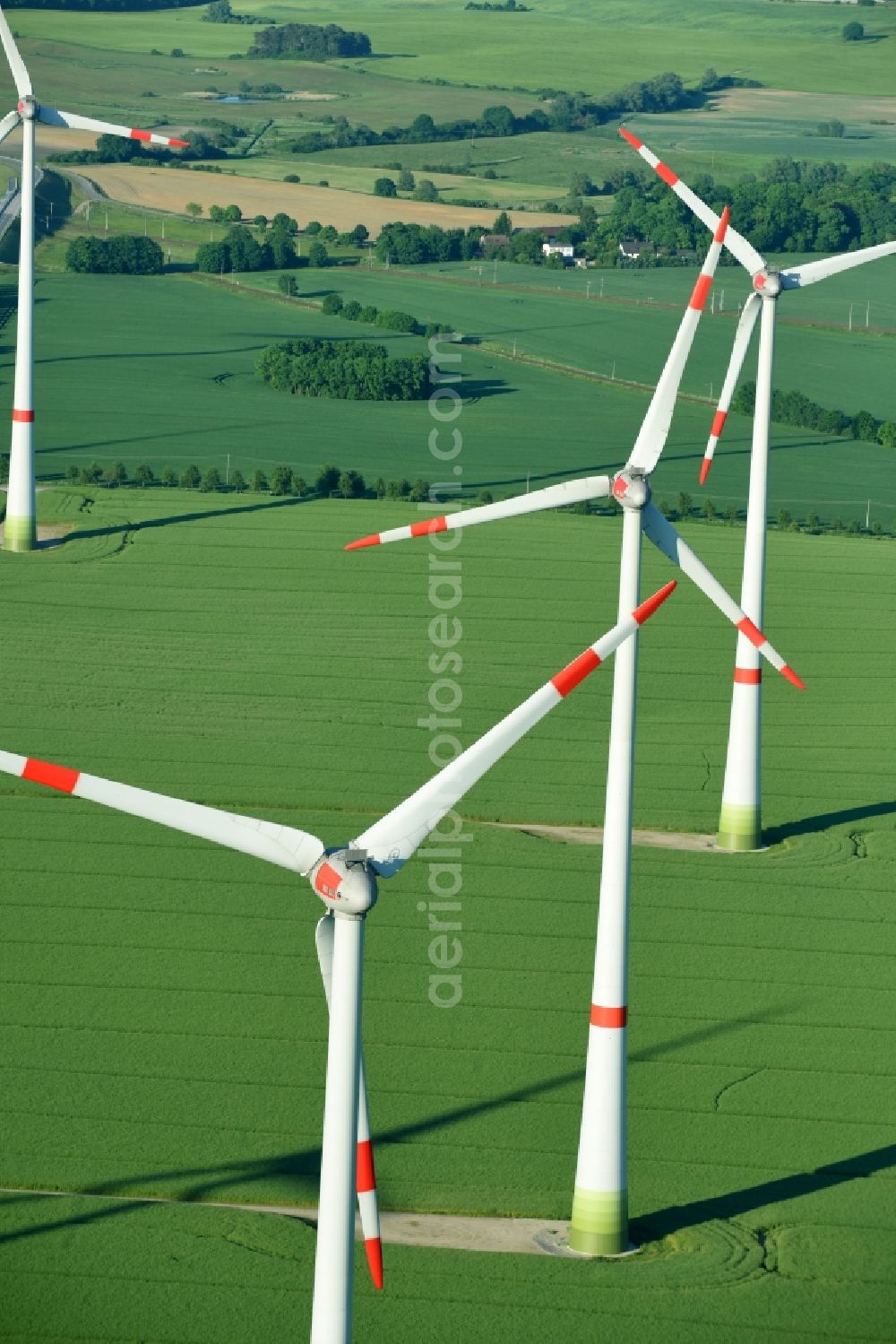 Glasewitz from the bird's eye view: Wind turbine windmills on a field in Glasewitz in the state Mecklenburg - Western Pomerania, Germany