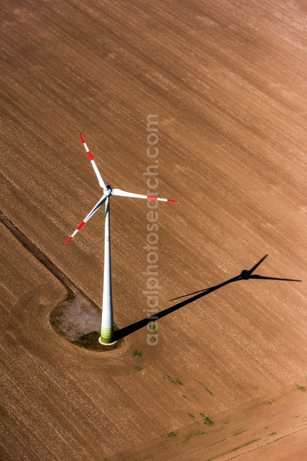 Landsberg from the bird's eye view: Wind turbine windmills on a field in Landsberg in the state Saxony-Anhalt