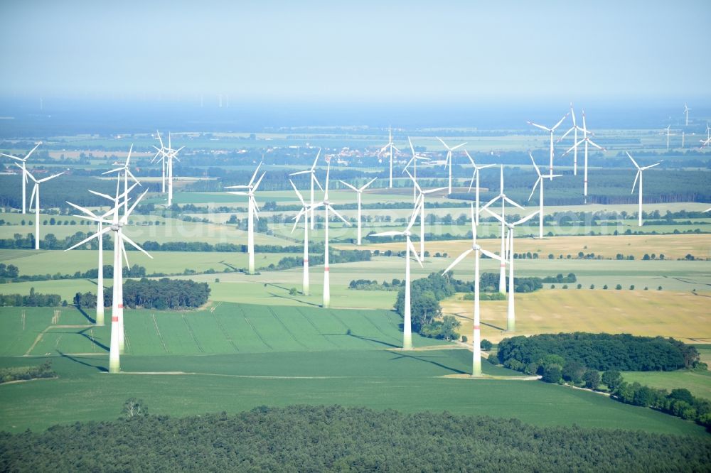 Aerial photograph Langengrassau - Wind turbine windmills on a field in Langengrassau in the state Brandenburg, Germany