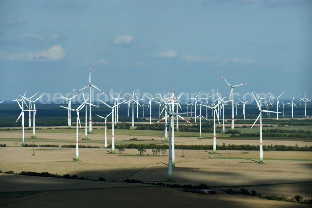 Treuenbrietzen from above - Wind turbine windmills on a field in Treuenbrietzen in the state Brandenburg