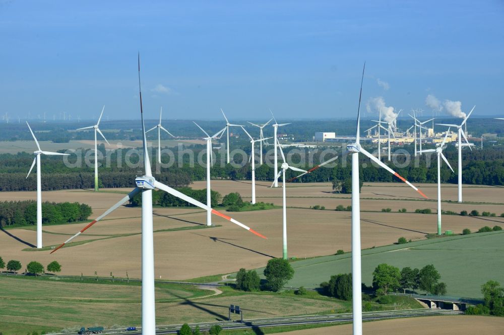 Aerial photograph Wittstock/Dosse - Wind turbine windmills on a field in Wittstock/Dosse in the state Brandenburg