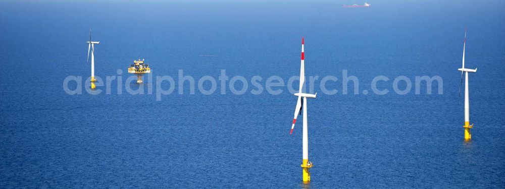 Aerial image Zingst - Windräder / Windradanlage / Windpark / Windkraftanlage EnBW Baltic 1 in der Ostsee in Mecklenburg-Vorpommern. Ein Projekt der EnBW Erneuerbare Energien GmbH und der Siemens Wind Power AJS. Wind turbines / offshore wind farm / Wind power station EnBW Baltic 1 in the Baltic See in Mecklenburg-Western Pomerania.