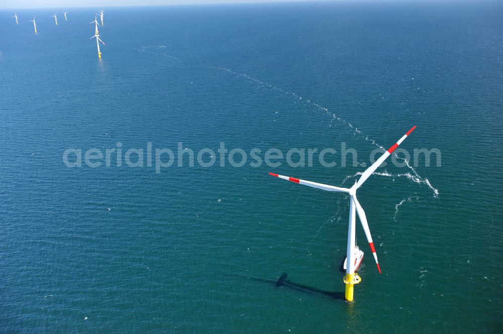 Zingst from above - Windräder / Windradanlage / Windpark / Windkraftanlage EnBW Baltic 1 in der Ostsee in Mecklenburg-Vorpommern. Ein Projekt der EnBW Erneuerbare Energien GmbH und der Siemens Wind Power AJS. Wind turbines / offshore wind farm / Wind power station EnBW Baltic 1 in the Baltic See in Mecklenburg-Western Pomerania.