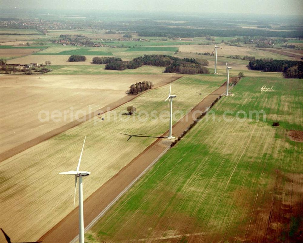 Aerial image Bornow/Brandenburg - Windkraftanlagen der Firma RE Power AG bei Bornow westl. von Beeskow/Brandenburg. Datum: 22.04.03