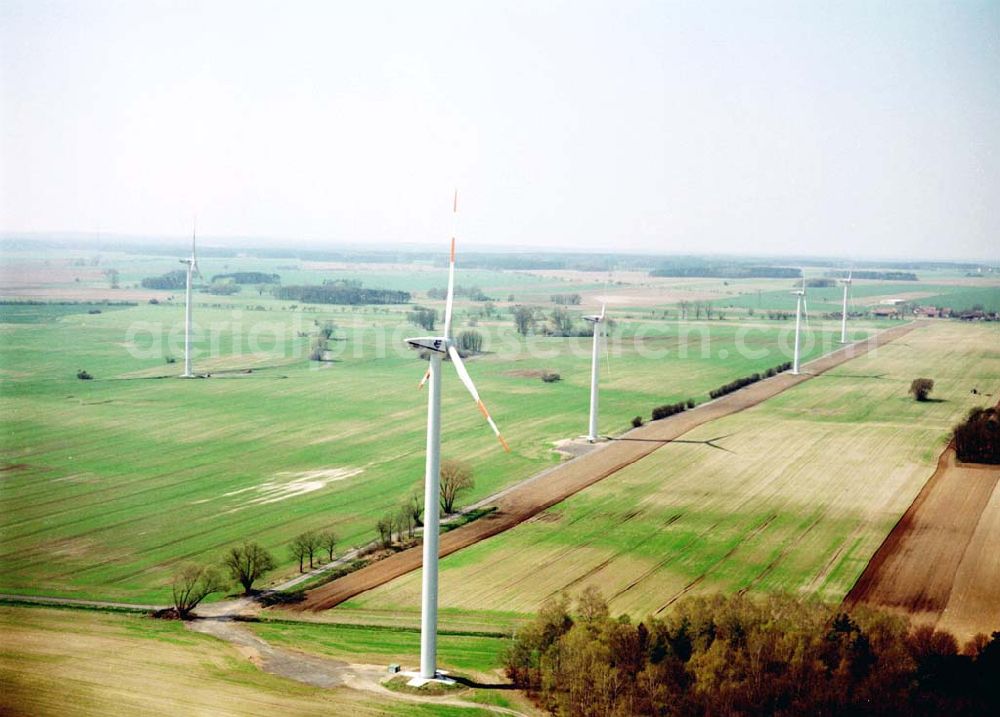 Aerial photograph Bornow/Brandenburg - Windkraftanlagen der Firma RE Power AG bei Bornow westl. von Beeskow/Brandenburg. Datum: 22.04.03