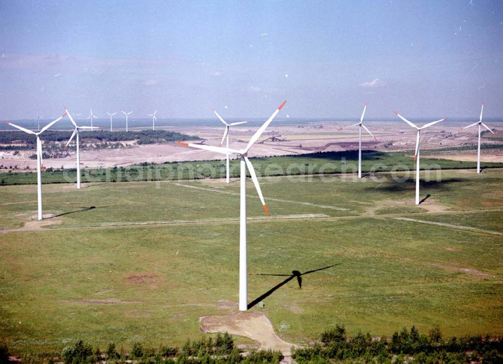 Aerial photograph Klettwitz / BRB - Windkraftanlagen nördlich von Klettwitz / Brandenburg (unmittelbar am Lausitzring).