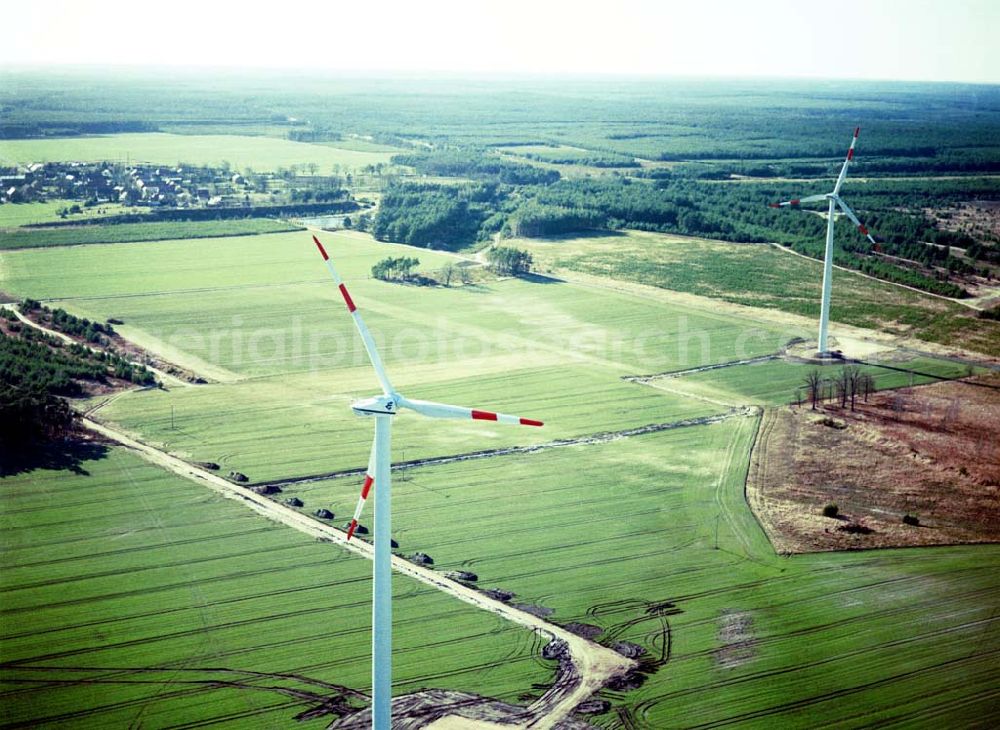 Aerial photograph Woschkow / BRB - Windkraftpark Woschkow in Brandenburg mit 4 Anlagen vom Typ MD 70. REpower Systems AG -Hauptverwaltung- Flughafenstrasse 54 D-22335 Hamburg Datum: 31.03.2003