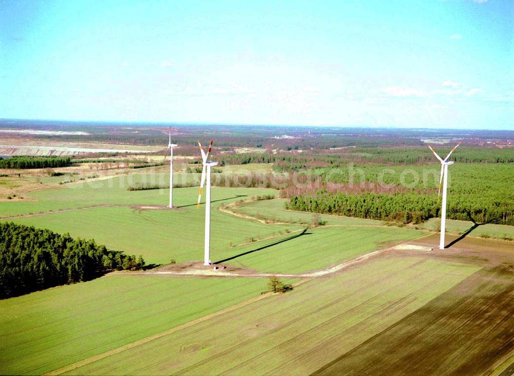 Aerial image Woschkow / Brandenburg - Windkraftpark Woschkow in Brandenburg mit 4 Anlagen vom Typ MD 70. REpower Systems AG -Hauptverwaltung- Flughafenstrasse 54 D-22335 Hamburg Datum: 31.03.2003