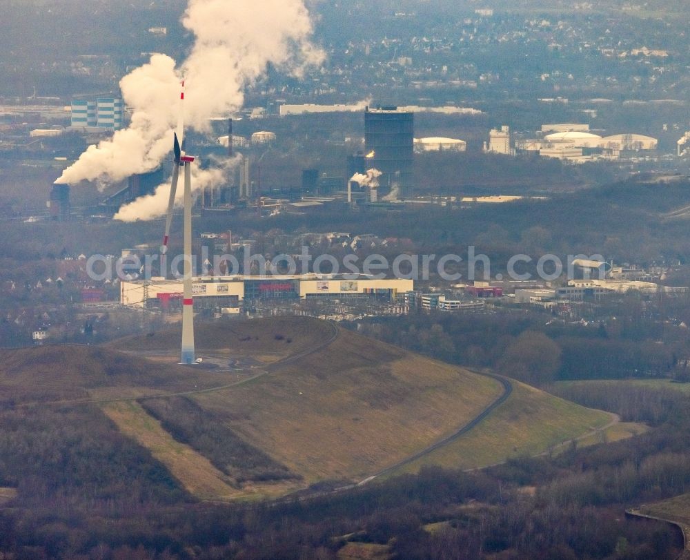 Aerial photograph Gladbeck - Wind turbine installation on the overburden dump hill of the Mottbruchhalde in Gladbeck at Ruhrgebiet in the state North Rhine-Westphalia, Germany