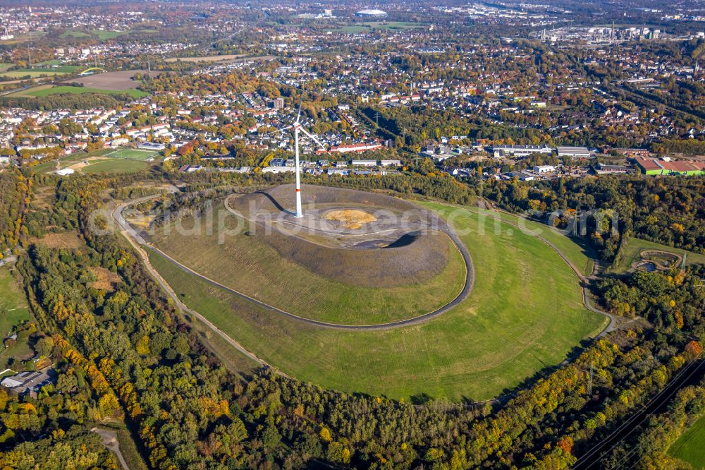 Gladbeck from the bird's eye view: Wind turbine installation on the overburden dump hill of the Mottbruchhalde in Gladbeck at Ruhrgebiet in the state North Rhine-Westphalia, Germany