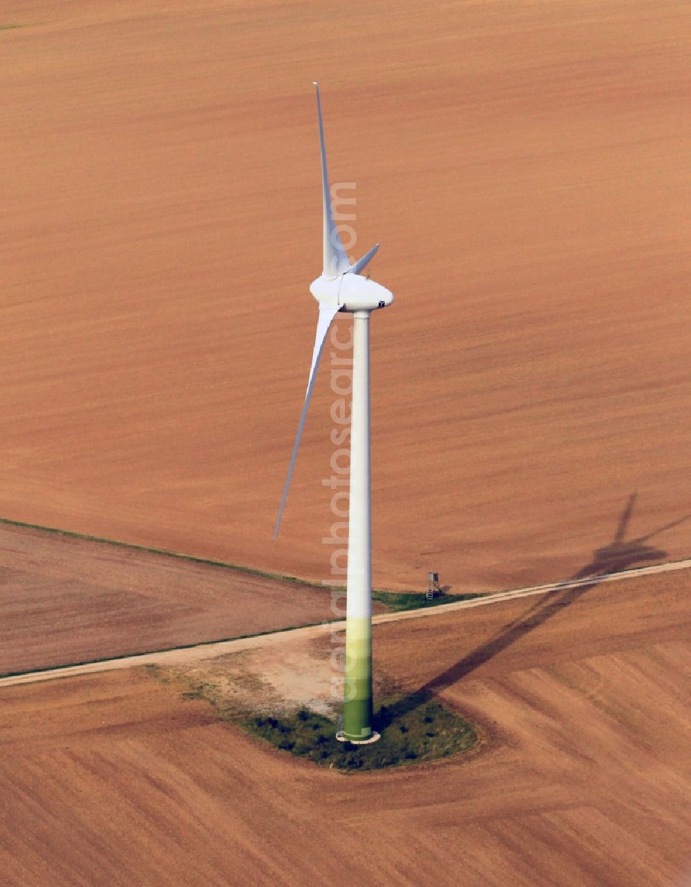 Waltersleben from the bird's eye view: Wind turbine in a field near Waltersleben in Erfurt in Thuringia