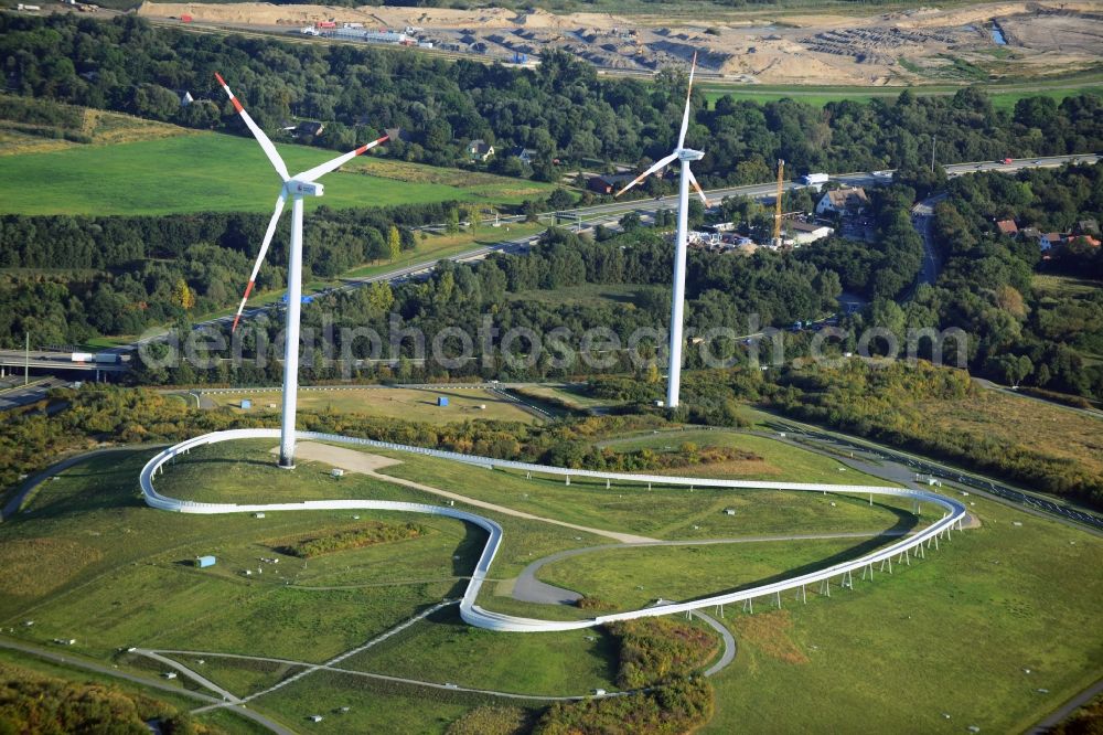 Hamburg from above - Winradanlagen on the energy mountain Georgswerder in Hamburg