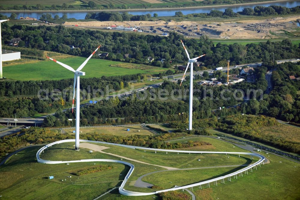 Aerial image Hamburg - Winradanlagen on the energy mountain Georgswerder in Hamburg