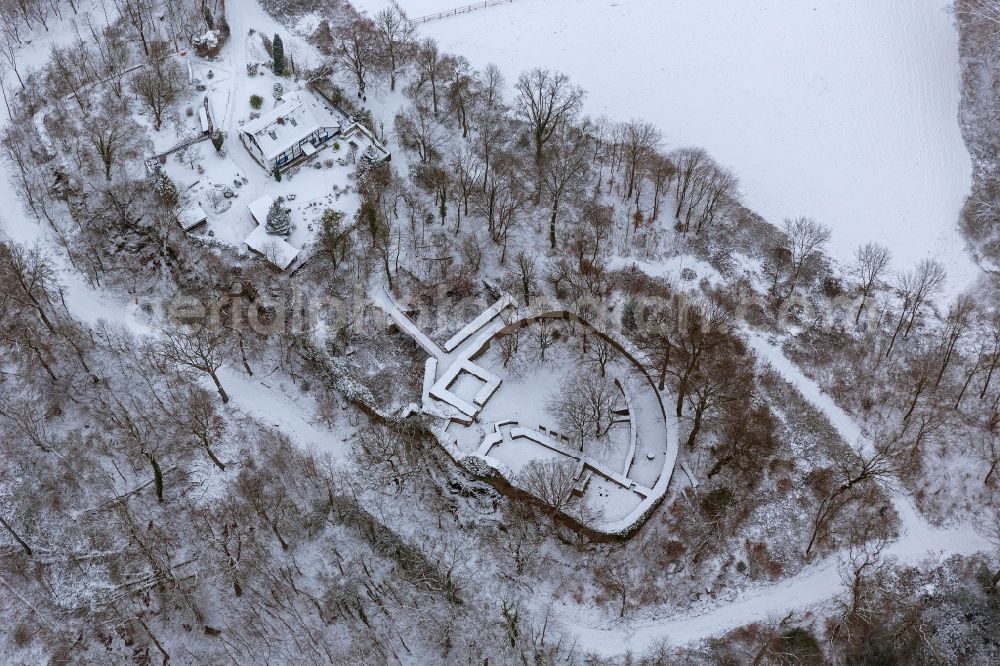 Aerial image Essen - Winter - landscape of ruins in New Isenburg Bredeney district in Essen in North Rhine-Westphalia