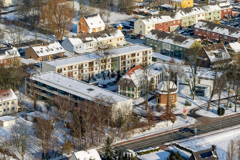 Aerial image Hamm - Winter - landscape of snow-covered terrain of AM ROTEN LÄPPCHENg in Hamm in North Rhine-Westphalia