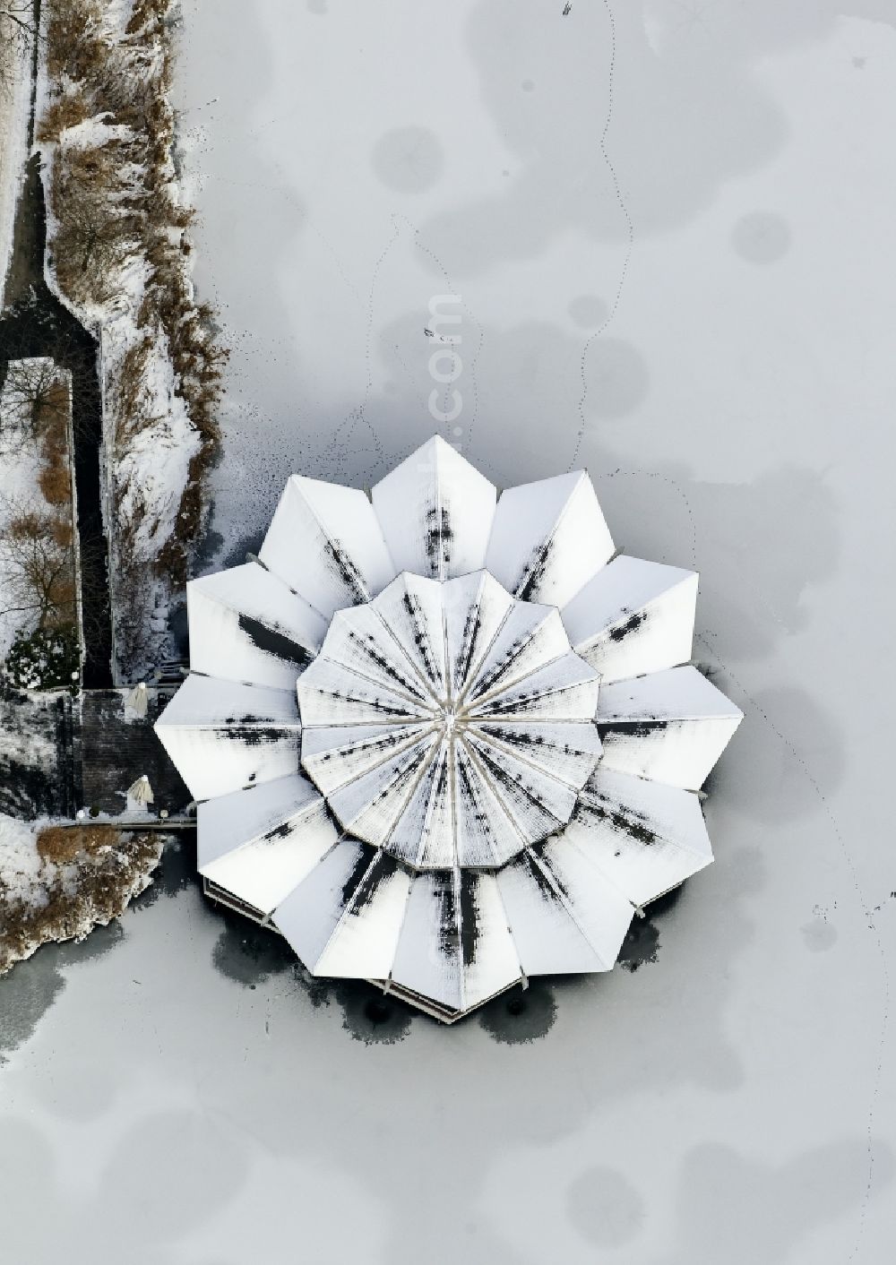 Dortmund from above - Winter - Aerial view of the snow-covered park at Busch Mühlenhof Schürmanns in Westfalenpark in Dortmund in North Rhine-Westphalia