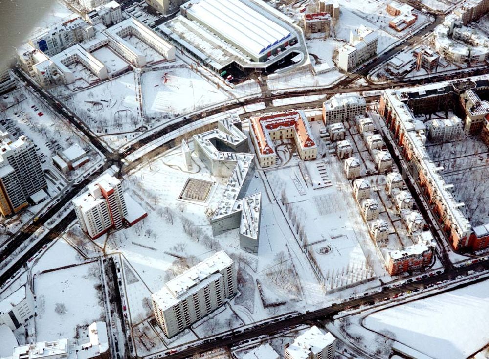 Aerial photograph Berlin - Kreuzberg - Winteransicht vom fertigen Neubau des Jüdischen Museums an der Lindenstraße in Berlin - Kreuzberg.