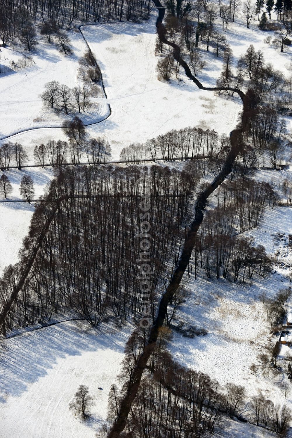 Dahlwitz - Hoppegarten from the bird's eye view: Winter snow-covered winter landscape in Dahlwitz - Hoppegarten in Brandenburg