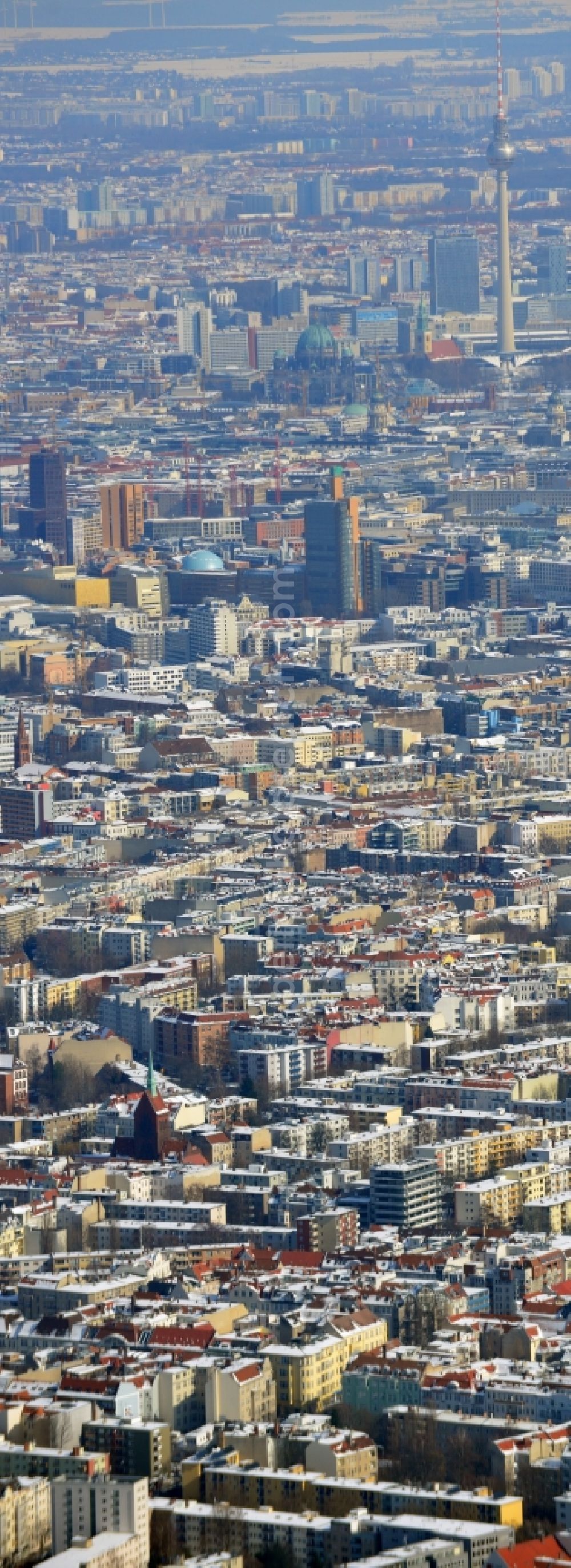 Aerial image Berlin - Winter snow covered neighborhoods in the Berlin district of Charlottenburg - Wilmersdorf